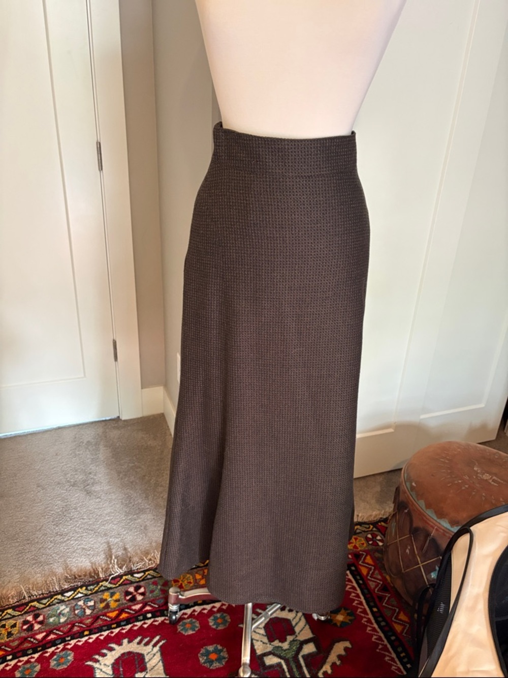 Double D Ranch Chocolate Brown Tweed tulip skirt. Like new.